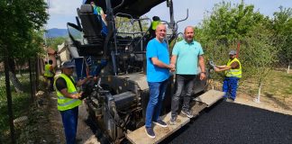 Drumuri asfaltate la Runcu