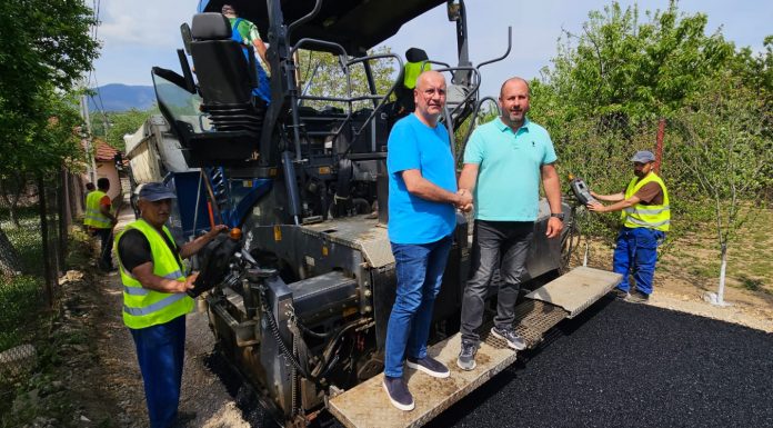 Drumuri asfaltate la Runcu