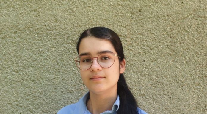 Cursantă a ȘPA Târgu Jiu, premiată la un concurs național de pian