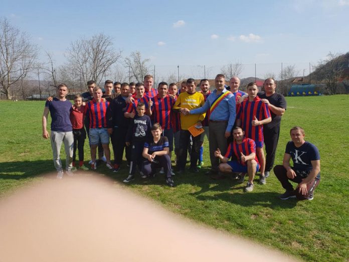 fotbal-rosia-de-amaradia-(1)
