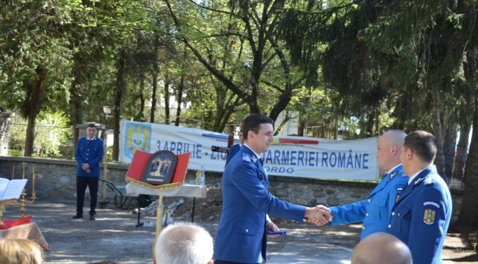 Târgu Jiu, foto: Festivitate cu ocazia Zilei Jandarmeriei Române