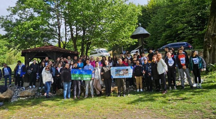 „Pădure Erasmus” la Runcu