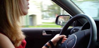Șoferiță condamnată pentru dare de mită