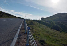 Au demontat un parapete pe Transalpina, la concursul de raliu. Ce riscă autorii!