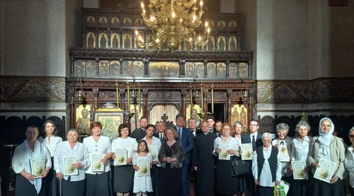 Corala “Sfinții Apostoli Petru și Pavel” din municipiul Târgu Jiu, la ceas aniversar