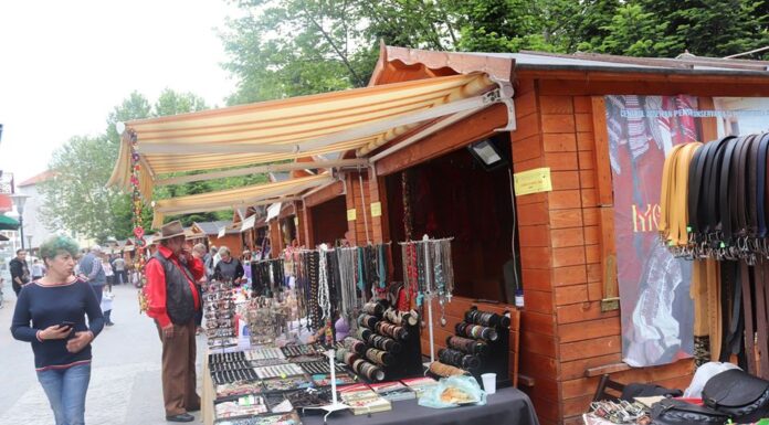 Târgu Jiu: O nouă ediție a Târgului Meșterilor Populari Olteni