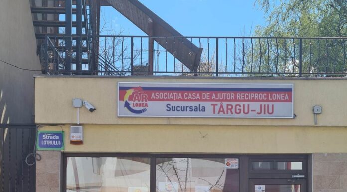 Dosarul împrumuturilor cu acte false. Doi suspecți după gratii, unul în arest la domiciliu