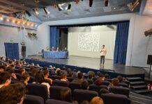 Activitate de prevenire a consumului de droguri, la Teatrul „Elvira Godeanu”