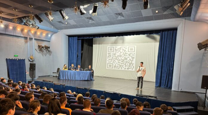 Activitate de prevenire a consumului de droguri, la Teatrul „Elvira Godeanu”