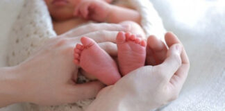 Bebeluș mort la spital, după ce părinții l-au adus în stop cardio-respirator. Tratat pentru constipație, cu o zi în urmă