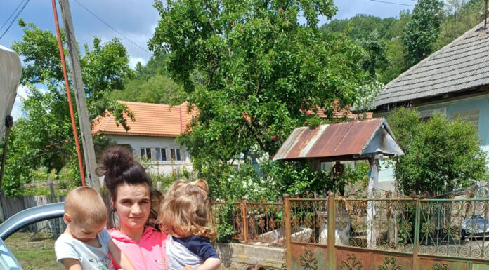 Campania ,,Donezi o jucărie, dăruiești un zâmbet” a ajuns la final. Am smuls zâmbete de la peste 40 de copii din Aninoasa