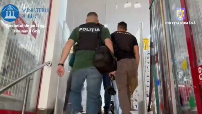 VIDEO: Percheziții la Motru. Afacerist chinez, cercetat pentru evaziune fiscală
