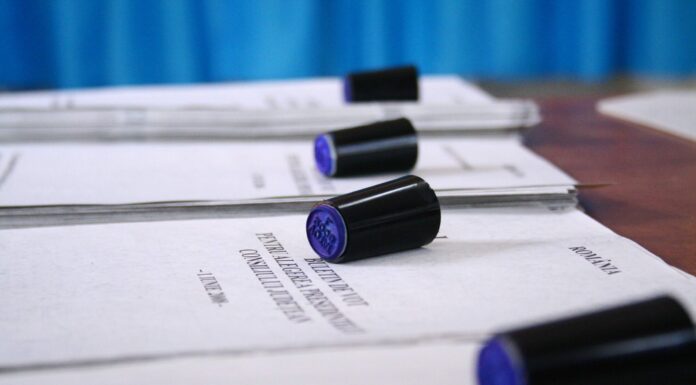 Mai multe secții de votare în Gorj