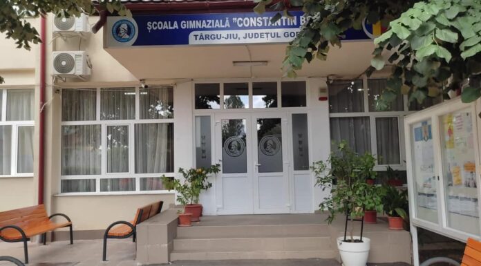 Doliu în învățământul gorjean