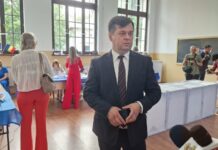 Primarul Romanescu a votat pentru continuitate