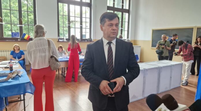 Primarul Romanescu a votat pentru continuitate
