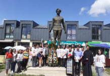 Manifestări dedicate Zilei Eroilor, organizate la Școala Gimnazială ,,Ecaterina Teodoroiu”