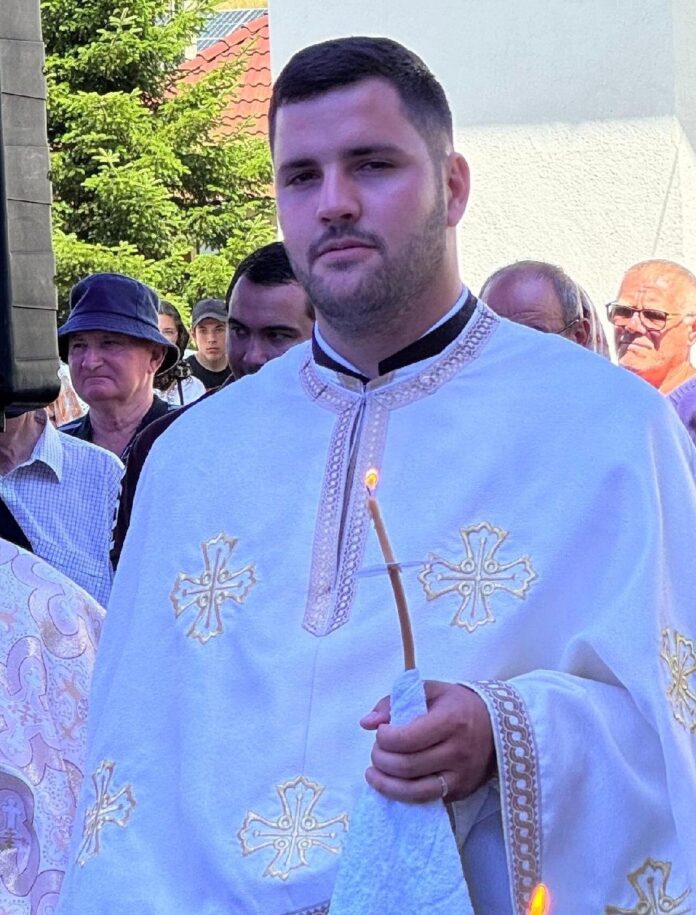 Cornescu Valentin preot