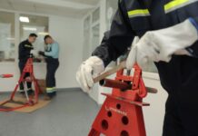 Meseria de instalator, la mare căutare. Încep înscrierile în programul de învățământ profesional dual din Craiova.