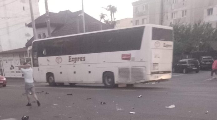 Motociclist lovit de o mașină, în zona Autogării Târgu Jiu