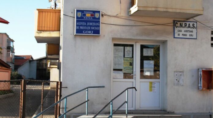 Anunț pentru pensionari! A sosit o nouă serie de bilete de tratament