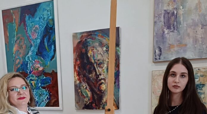 Elevă din Târgu Jiu, câștigătoare a unei lucrări de artă realizate în 1978