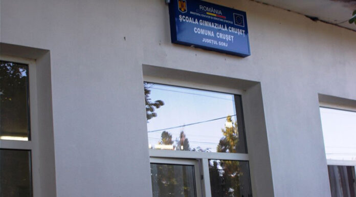 Dotări IT pentru școlile din Crușeț