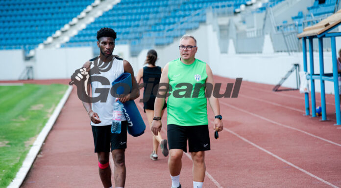 Cojocaru mai vrea jucători la Viitorul