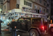 Ce pedeapsă a primit șmecherul cu Jeep care s-a urcat beat la volan și a distrus un magazin în centrul Târgu Jiului!