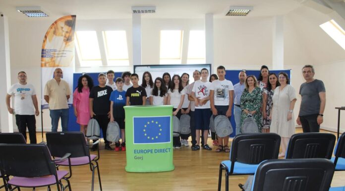 Echipe ale unor școli din Gorj, premiate la concursul Euro Quiz