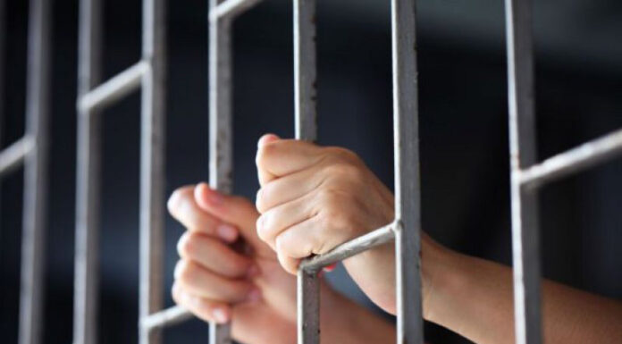 Arestat după ce a încălcat ordinul de protecţie