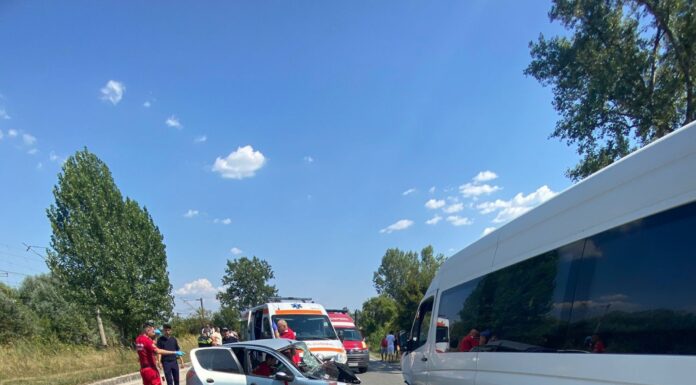 Un șofer de 39 de ani, din Târgu Jiu, vinovat de producerea accidentului de la Rovinari