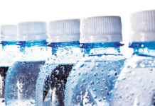 Caniculă! CEO cumpără apă minerală pentru angajați