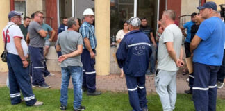 Proteste încheiate. CEO le prelungește contractele de muncă celor pe care i-a lăsat pe drumuri. Pentru doar trei luni