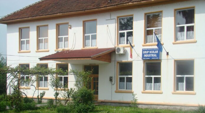 Festivități de deschidere a anului școlar, la Tismana