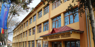 Echipamente digitale pentru școlile din Țicleni