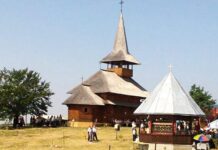 Sfântă Liturghie Arhierească la Hramul Mănăstirii Dobriţa – ,,Să-l cinstim pe Sfântul Ilie, cu multă dragoste, cu multă frică de Dumnezeu, şi să-i urmăm îndeaproape credinţa, mila şi jertfa, dar, în acelaşi timp, şi dreptatea…”!