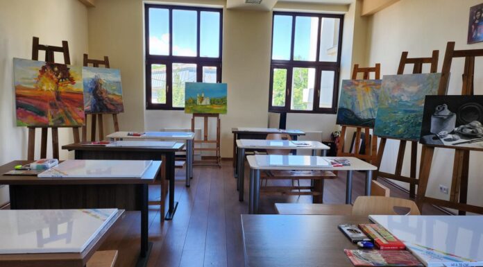 Liceul de Arte Târgu Jiu, la Școala de Vară a Facultății de Teologie din Craiova