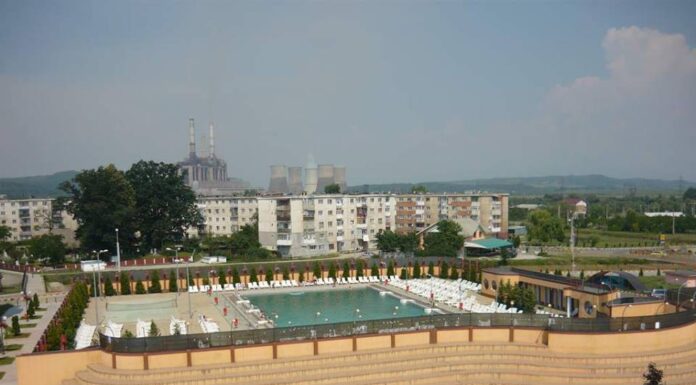 S-a amânat deschiderea ștrandului de la Rovinari!