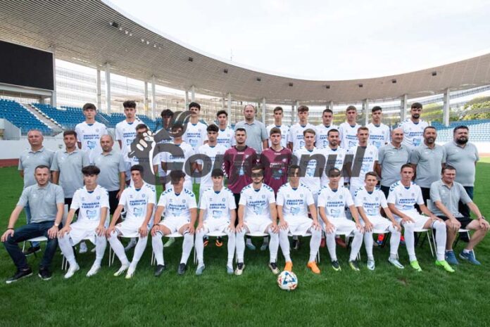 1f379aaf-6e7b-4dd3-b132-cbb5463a96db