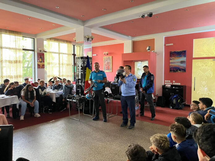 3ed9d615-de92-420e-9633-e455a3f04885