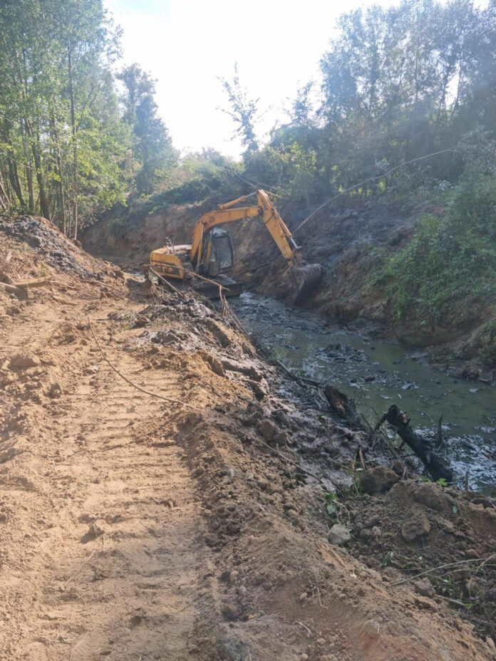 57c466dd-975a-4f12-bd44-83c73ccd7b5f