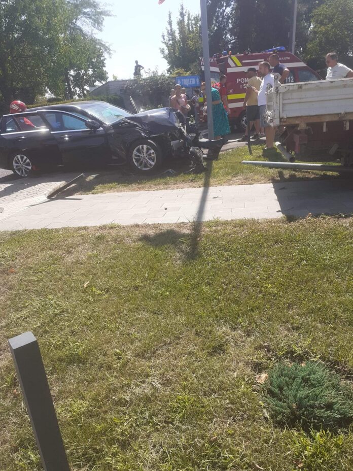Accident cu o victimă în zona Coloanei Infinitului