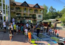 Polițiștii și jandarmii din Gorj, alături de elevi cu sfaturi și demonstrații