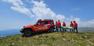 A făcut stop cardiac în drumeție. Medicul ajuns cu elicopterul nu a mai putut face nimic să-l salveze
