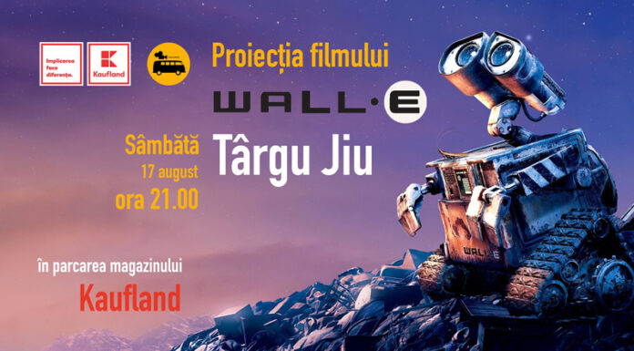 Film în aer liber, în parcarea Kaufland Târgu Jiu