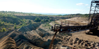 Transport pentru minerii de la Husnicioara