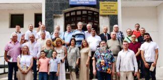 Cronica plastică – Expoziţia de pictură „Cu dragoste de peste Prut” a Academiei de Muzică, Teatru şi Arte Plastice Chişinău