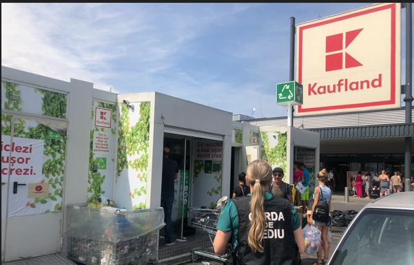 Mediu: Comercianții au primit amenzi de peste 4 milioane de lei, într-o lună