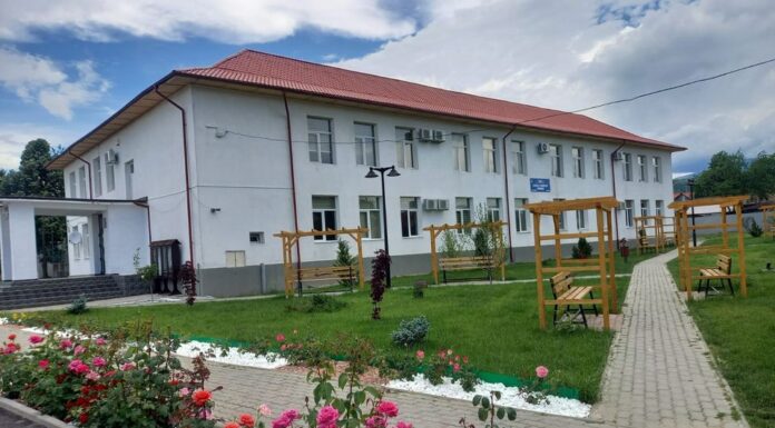 Dotări IT pentru școlile din Novaci